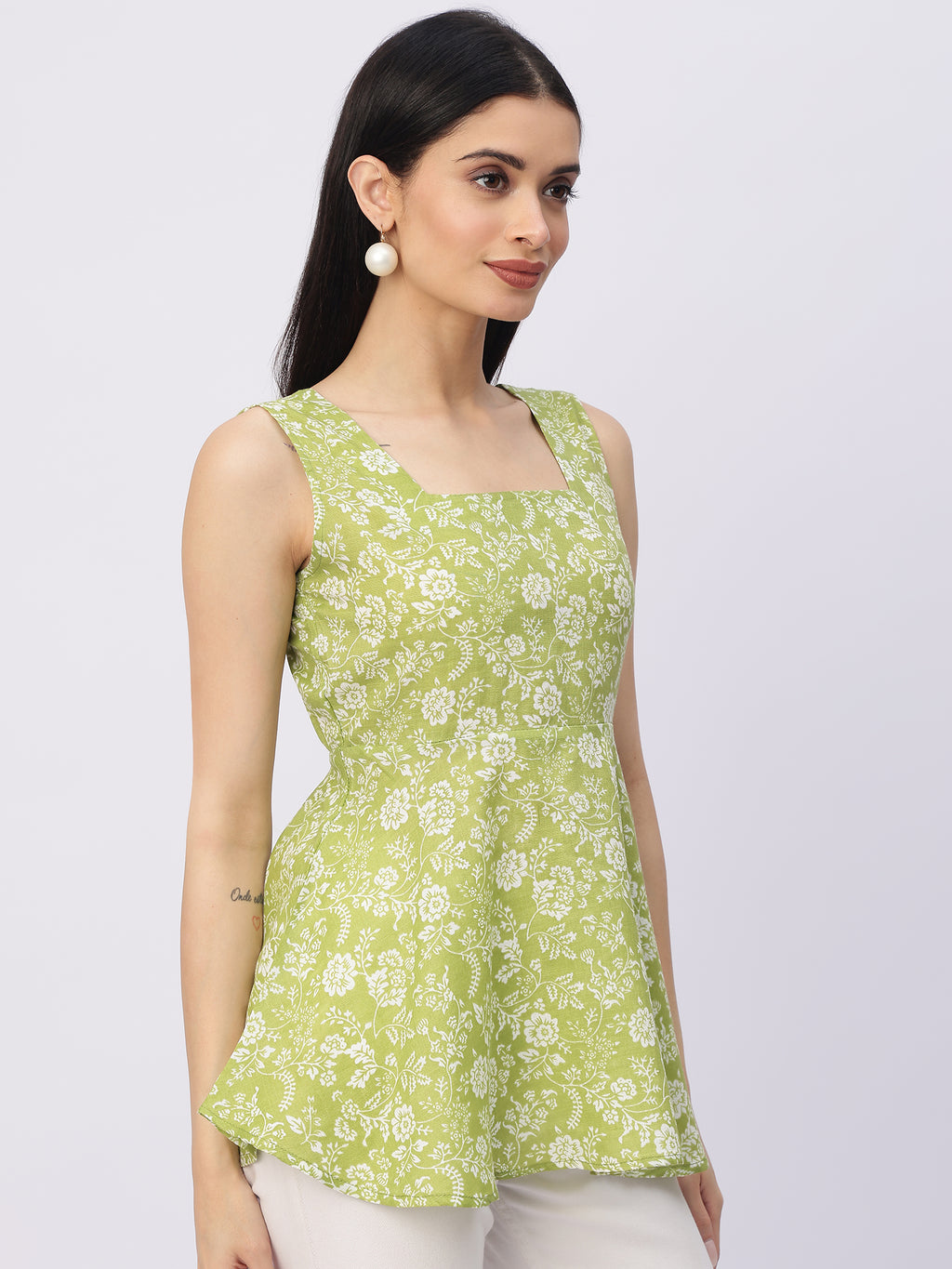 Women’s Floral Peplum Top